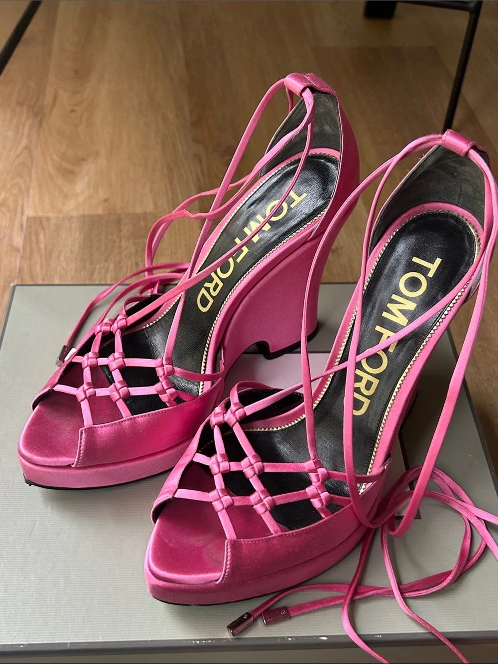 Tom Ford Fuchsia Pink Satin Lace-Up Platform Wedges Heels